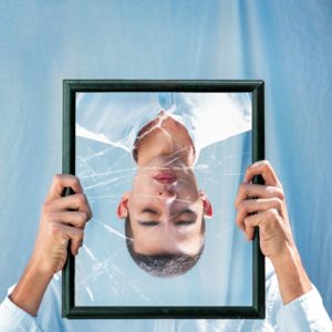Read more about the article Homens que se cuidam: Tratamentos estético faciais mais procurados por homens